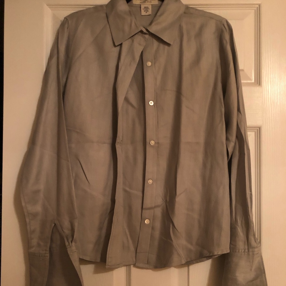 Banana Republic grey button up, size medium, good condition